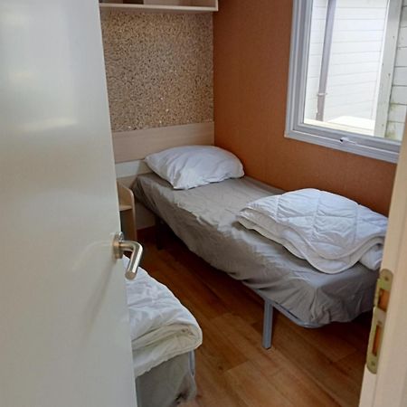 Stacaravan Bredene Met Tuin Nr 2126 Eksteriør billede